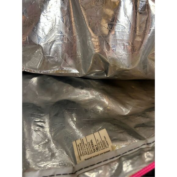 California Innovation Black Pink Hot Cold High Performance tote - Picture 6 of 8